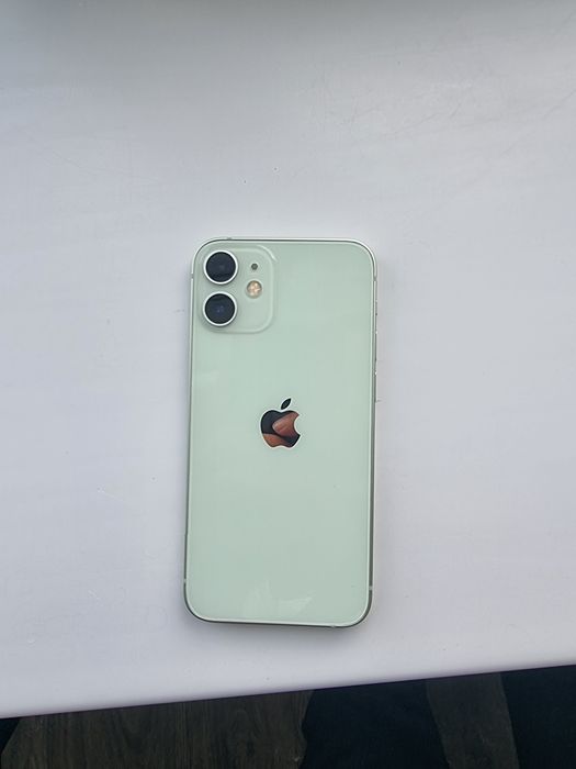 Iphone 12 mini qirilmagan