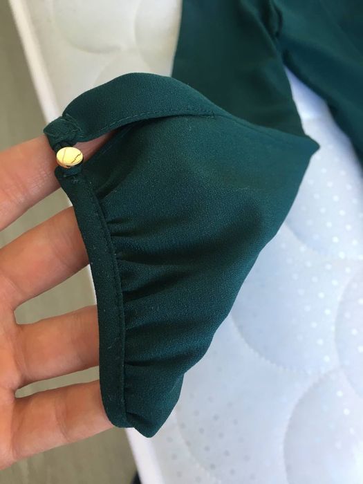 Платье с длинным рукавом