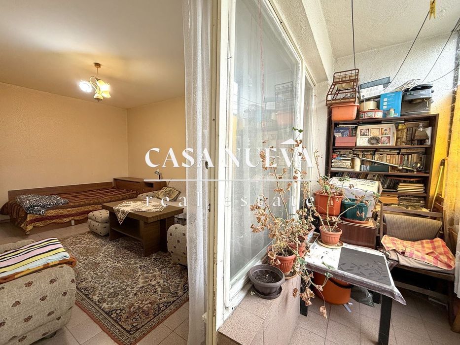 Двустаен апартамент в гр.София, ж.к. Младост 3