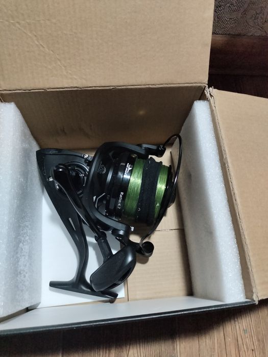 Продам катушки ящарк 9000 ные