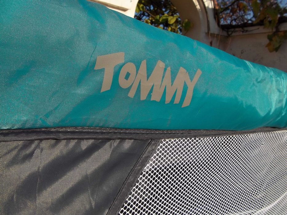 Детско  сгъваемо  легло легла  кошарка кошарки за ремонт или части