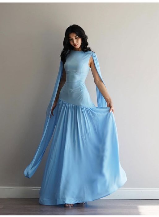 Продаю платье за 10000