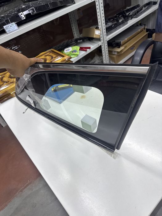 Задняя форточко changan CS5 plus