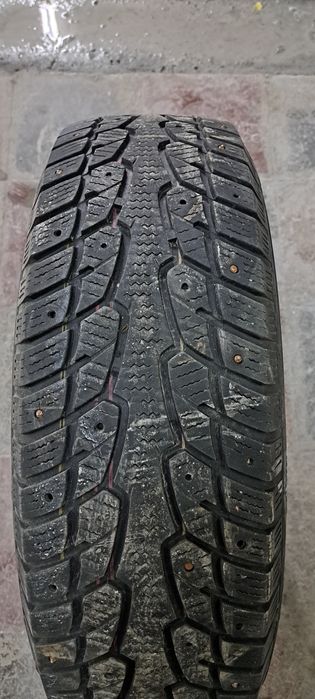 Продам зимнюю резину