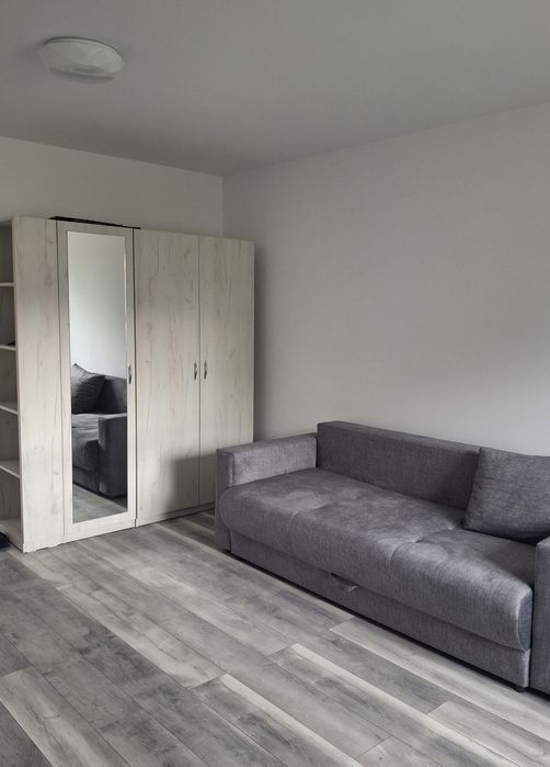 Închiriez apartament 2 camere ,zona  capat Pacurari-Rediu