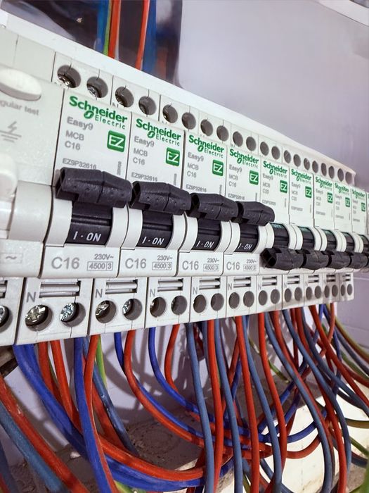 Electrician / Mentenanță