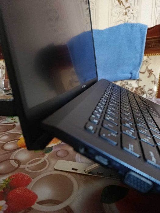 Asus Expert book