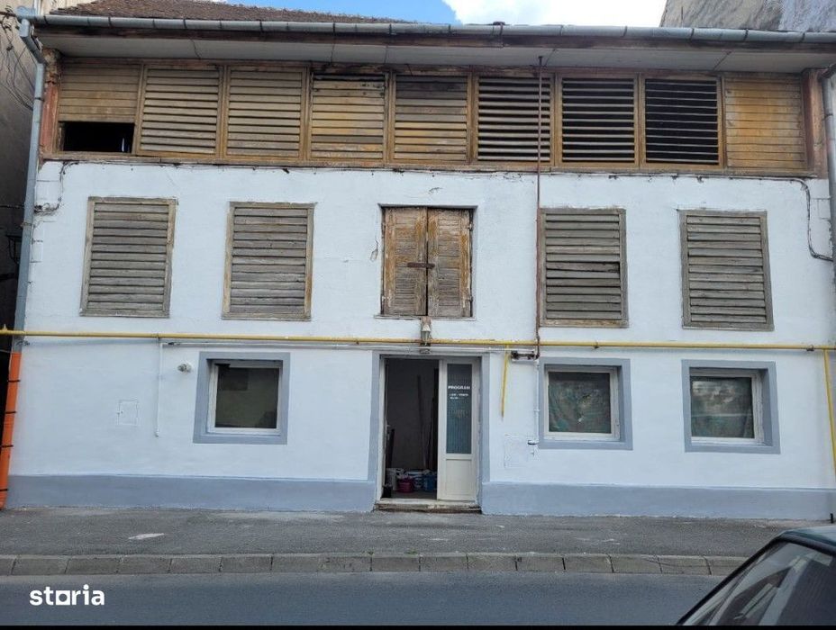 Casa de vanzare - Orasul de jos - Proiect pensiune