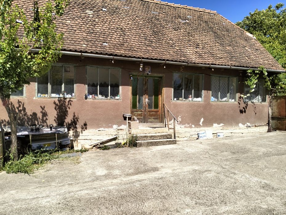 Vând casă Crocna judetul Arad