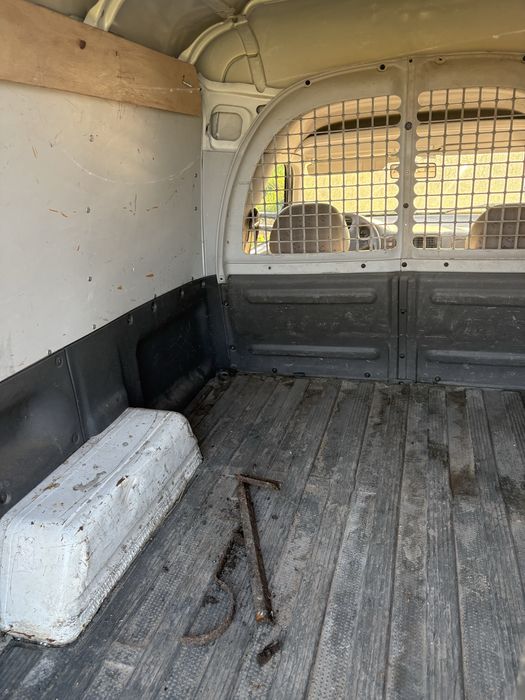 Продава се на части Volkswagen Caddy SDI-1.9