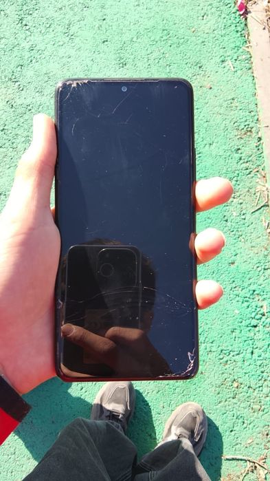 Прода телефон хороший