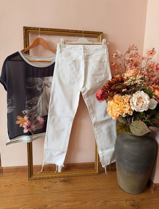 ZARA, H&M, ONLY Нови дамски дънки и тениски