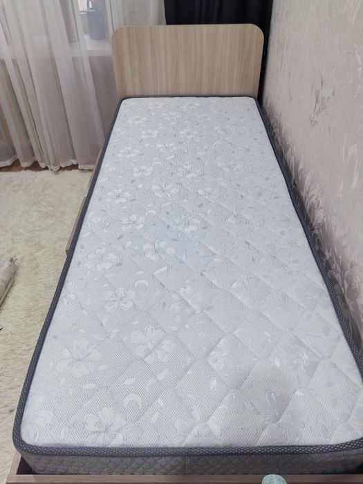 Кровать односпальная