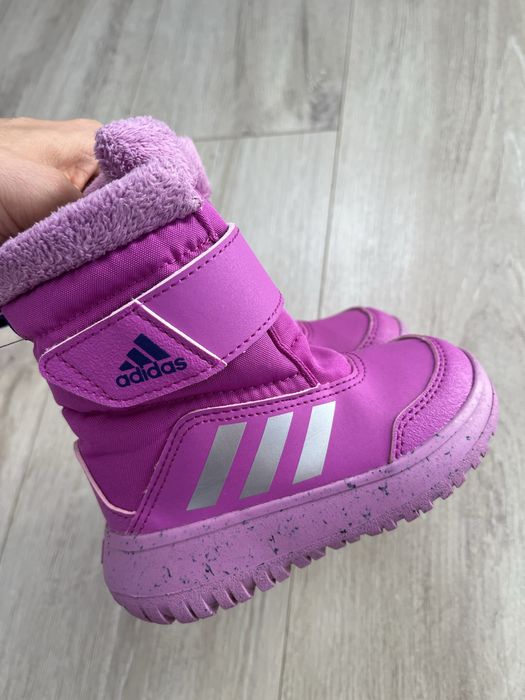 Ботушки адидас за момиче 23 номер