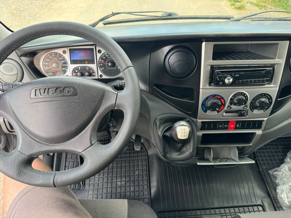 Iveco Daily 35C15 basculabil 3 parti 2010