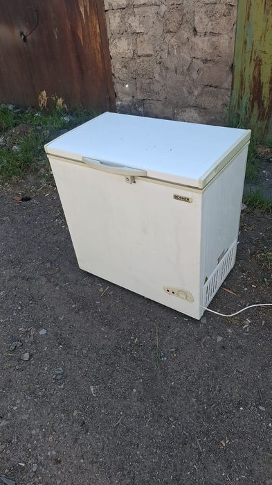 Продам морозильник