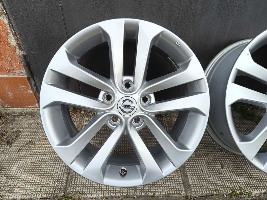 ОРИГИНАЛНИ джанти 17 ' цола 5x114,3 NISSAN JUKE / НИСАН ДЖУК ЕТ47 7J 66,1