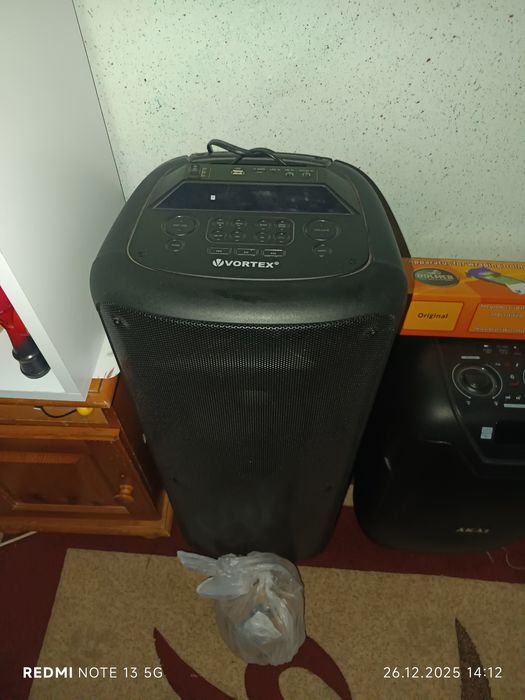 Vând boxe bluethoot