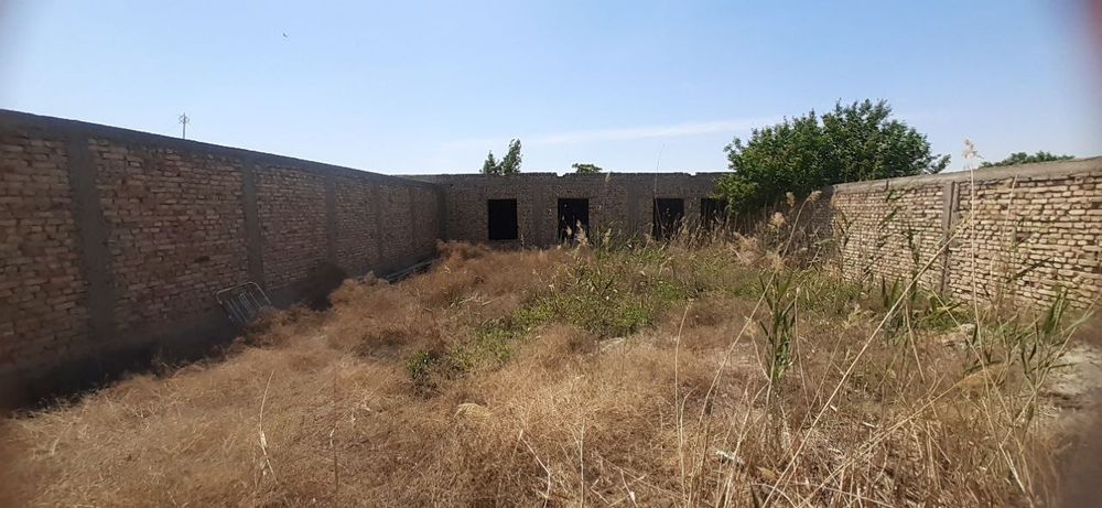 Участка сотилади