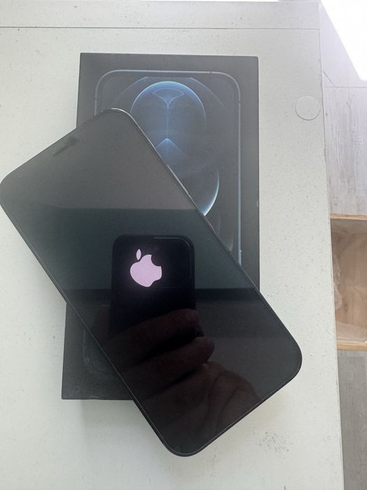 Iphone 12 pro в отлично състояние