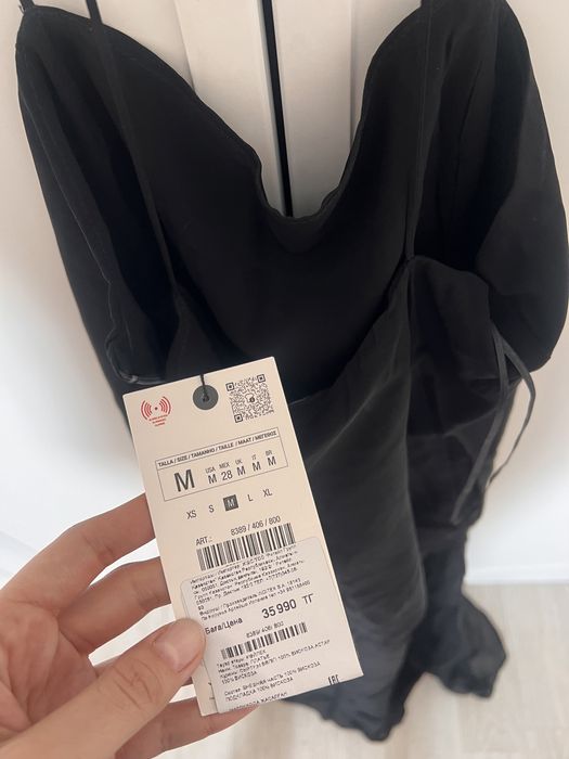 Продам новое платье Zara
