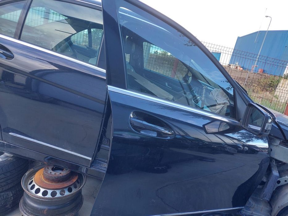 usa dreapta stanga, spate fata mercedes c class w204 neagra