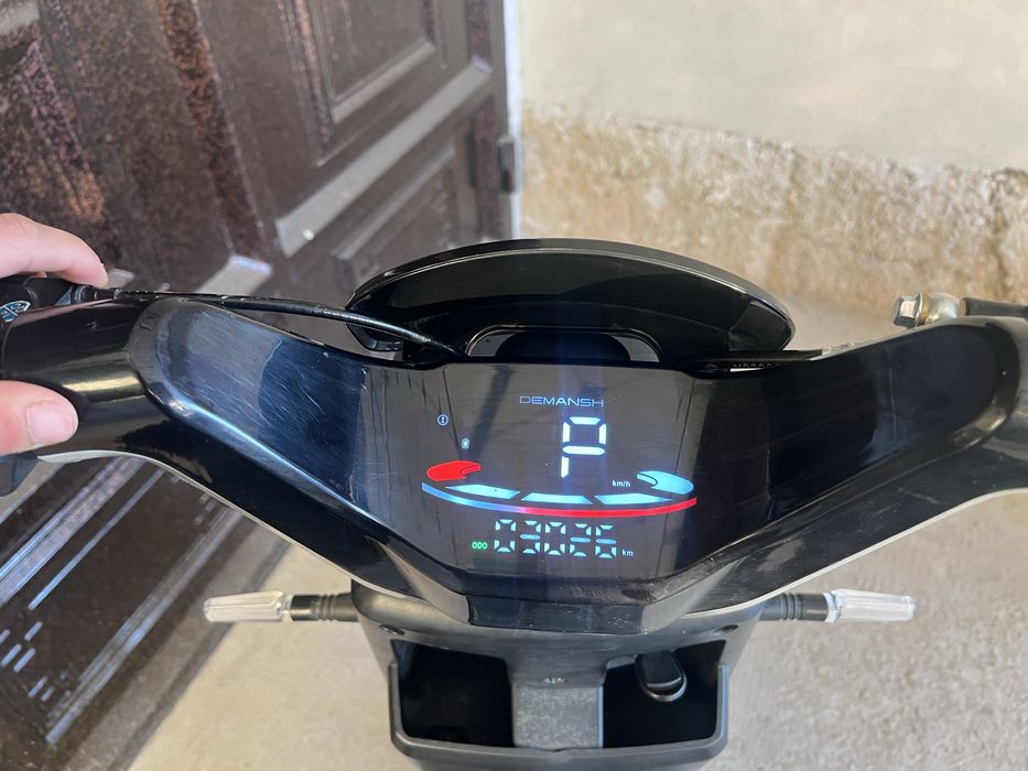 Skuter 6ta akumlyatorli