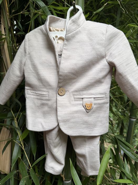 Costum elegant bej pt bebe 2-4 luni