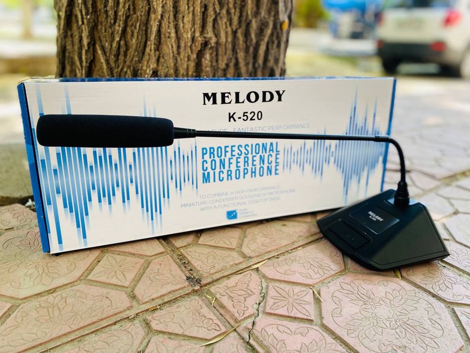 Konfensiya zallar uchun kolonkalar