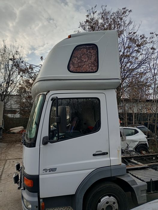 Продавам надстройка за Мерцедес Атего