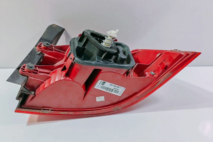 Stop Stanga  3AE945095F Volkswagen VW Passat B7