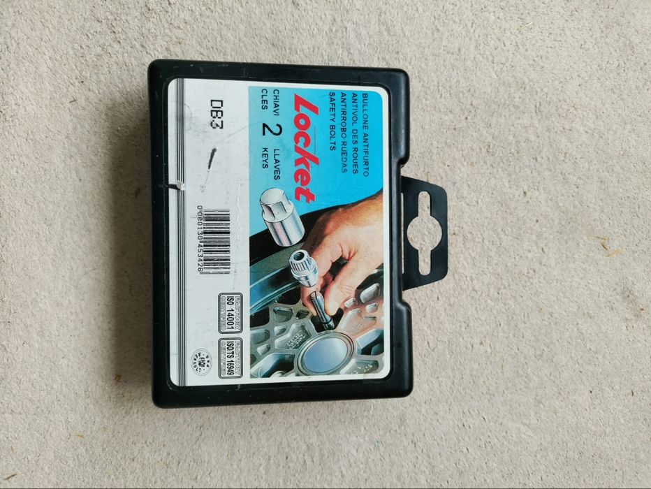 Секретни болтове за Хонда