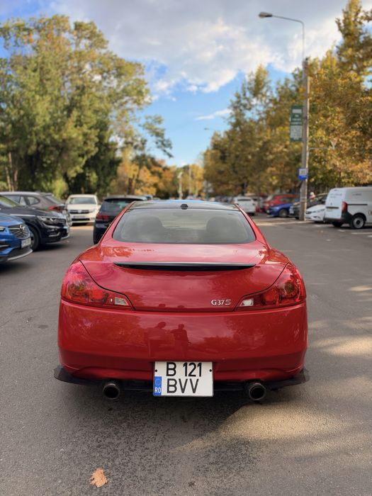Infiniti G37 S Coupe 3.7 V6 - 370 cp - RWD