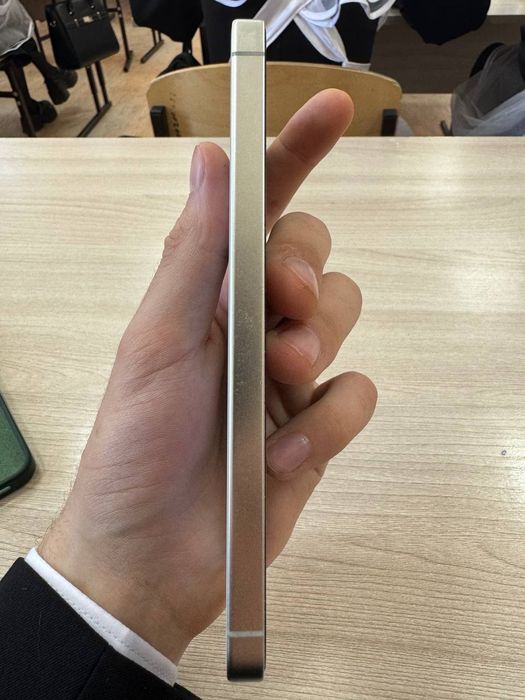 Samsung s24 8/128gb