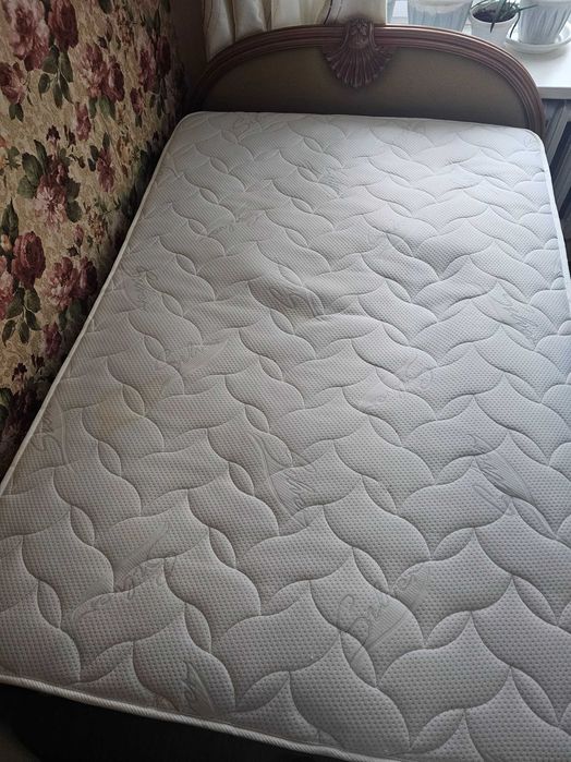 Матрас б/у отдам