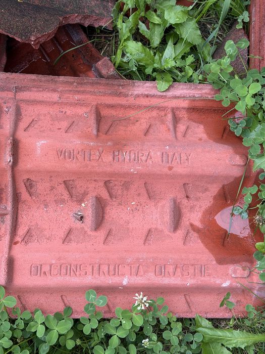 Tigla beton ………..