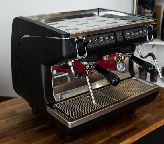 Профессиональная Кофемашина Nuova Simonelli Appia