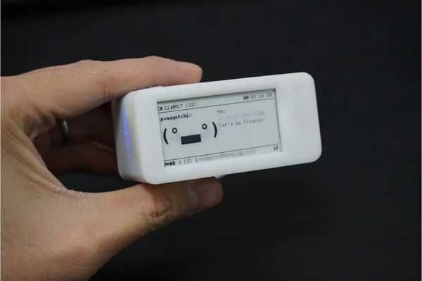 Pwnagotchi с PiSugar батерия – готов комплект за Wi-Fi аудит / обучение