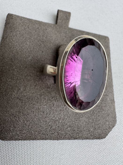 Inel din argint si ametist