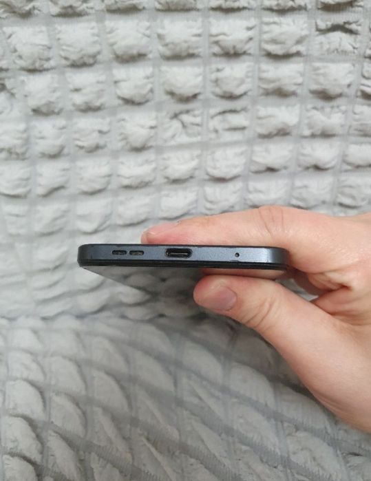 Xiaomi Redmi Note 12 8/128GB Black Igravoy Holati Ideal 2024 Otlichni