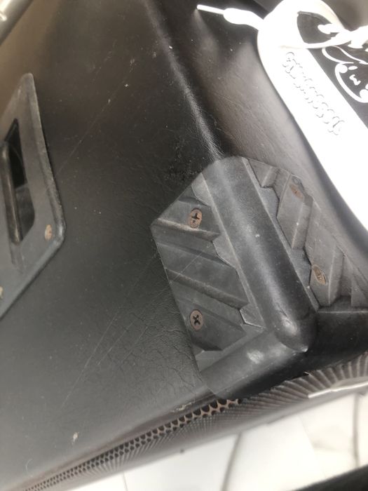 Vând Doi bași pasivi 600w