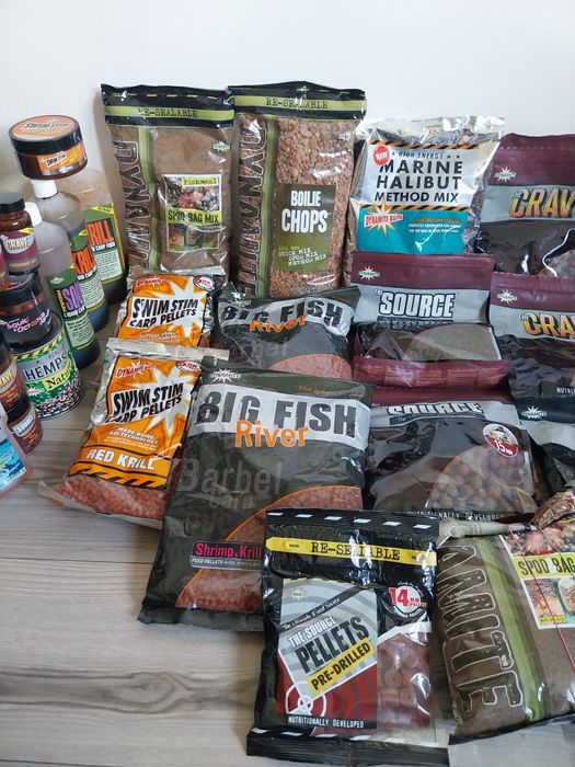 Vand pachet Dynamite Baits momeli  premium
