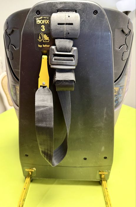 Столче за кола - Maxi Cosi - AxissFix