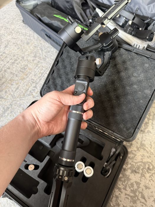 Zhiyun Crane Plus - почти новый