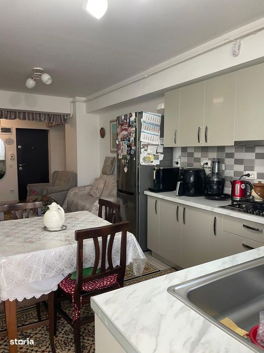 Apartament 3 decomandat,Tazlaului,et 6,bloc 2017,mobilat