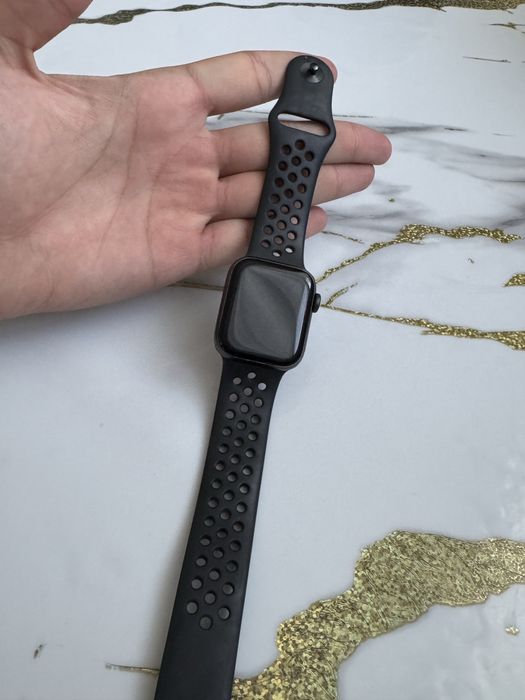 apple watch se nike 40mm