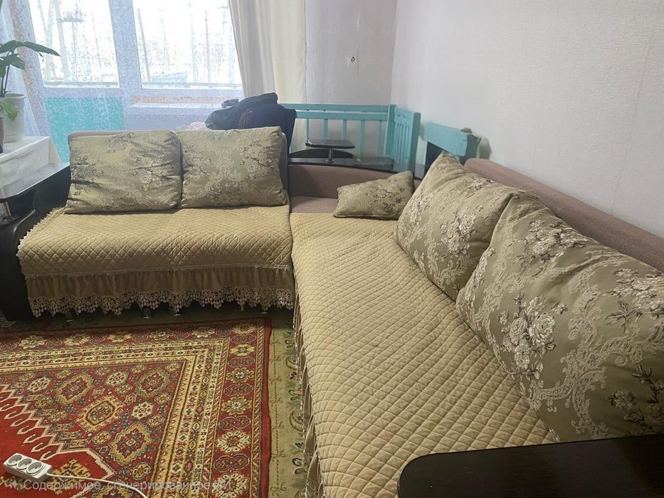 Продам диван угловой