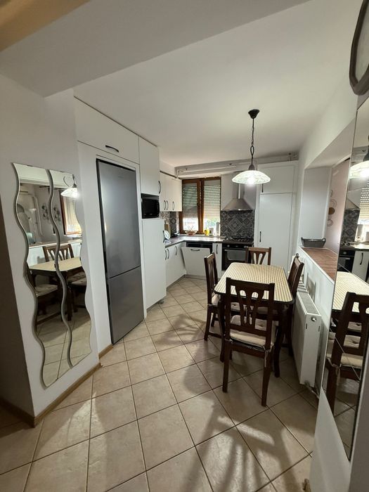 Închiriere apartament 3 camere CENTRU Eroilor 34 blocul cu Baroul de avocați Argeș