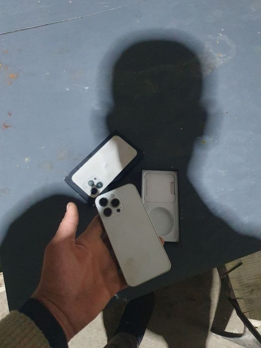 Iphone 13 pro Kar dok