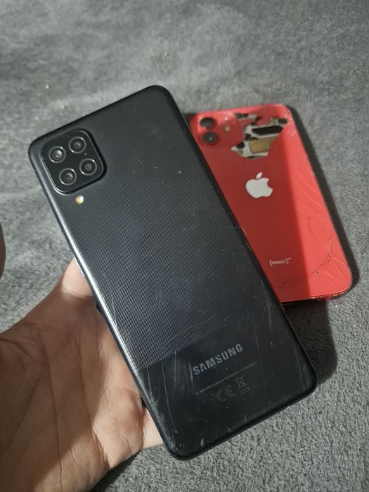 Telefoane pentru piese